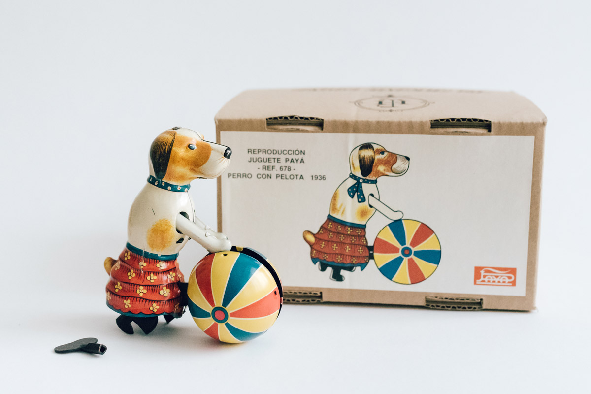 鐵皮玩具 Tin Toy